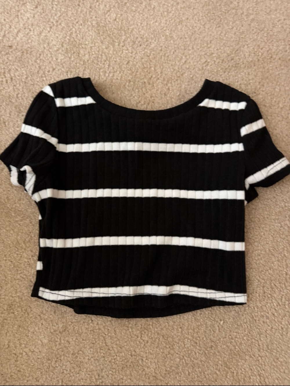SHEIN Black & White Ribbed Striped Crop Top